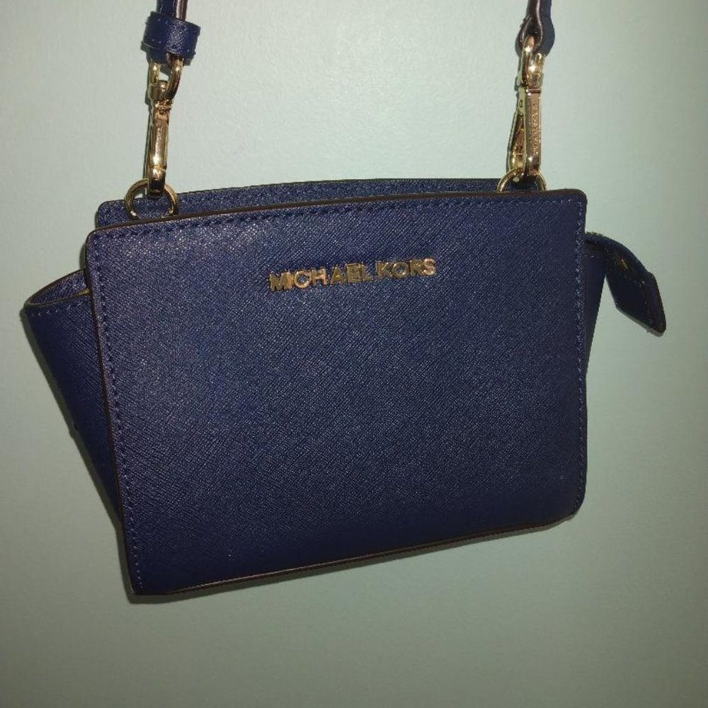 Michael Kors Navy Crossbody Purse